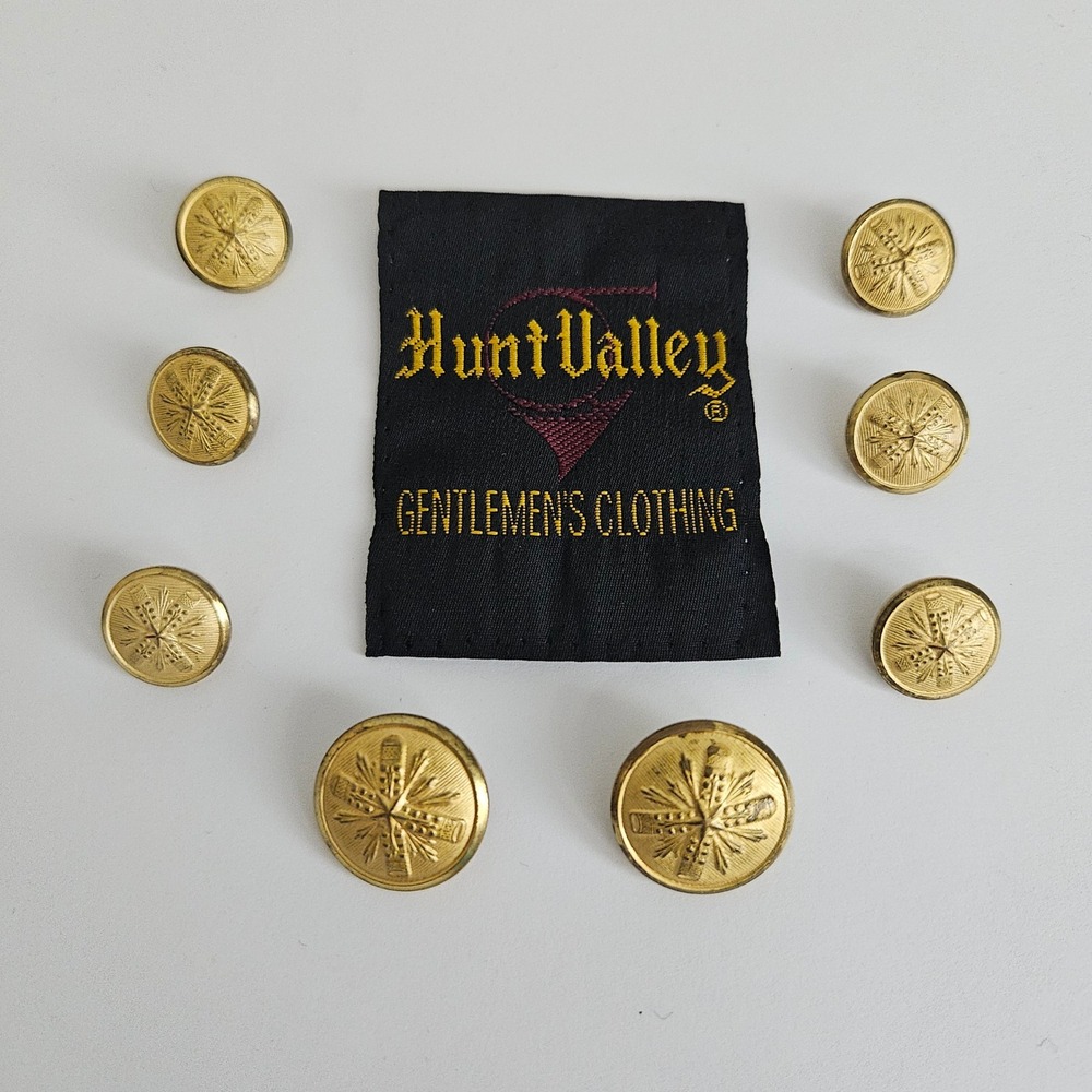 Hunt Valley Gold Tone Blazer Replacement Button Set of 8 Metal Embossed‎ Vintage